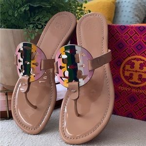 Tory Burch Miller Nude Size 7 LIKE NEW The colors go with just about anything.
